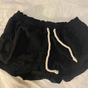 ROXY black shorts!